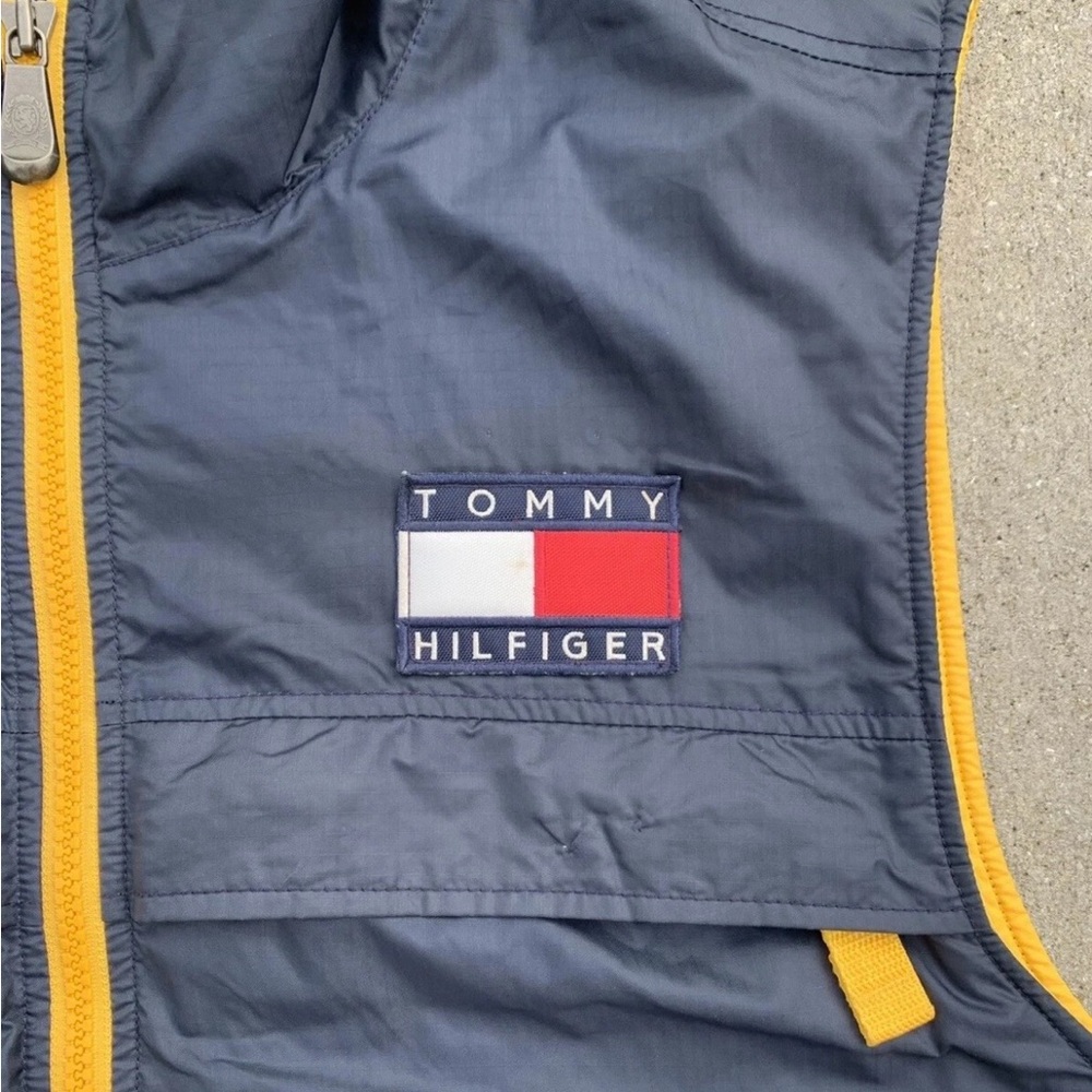 Vintage logo Tommy Hilfiger Navy, Yellow & Cream Colorblock Utility Vest Sz xl - Picture 3 of 5